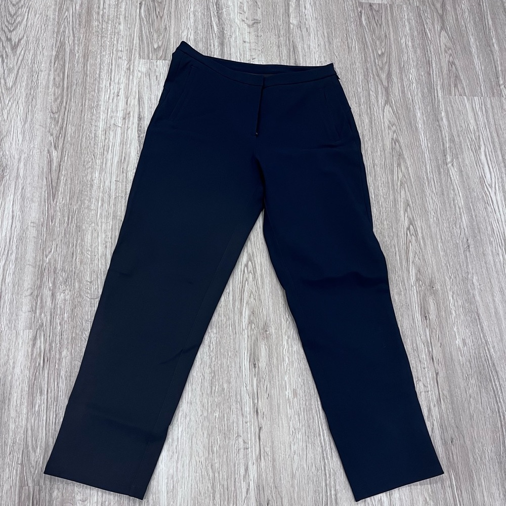 Lululemon women’s trousers size 8
